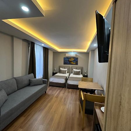 Marista Pansiyon Provincia di Provincia di Istanbul Esterno foto